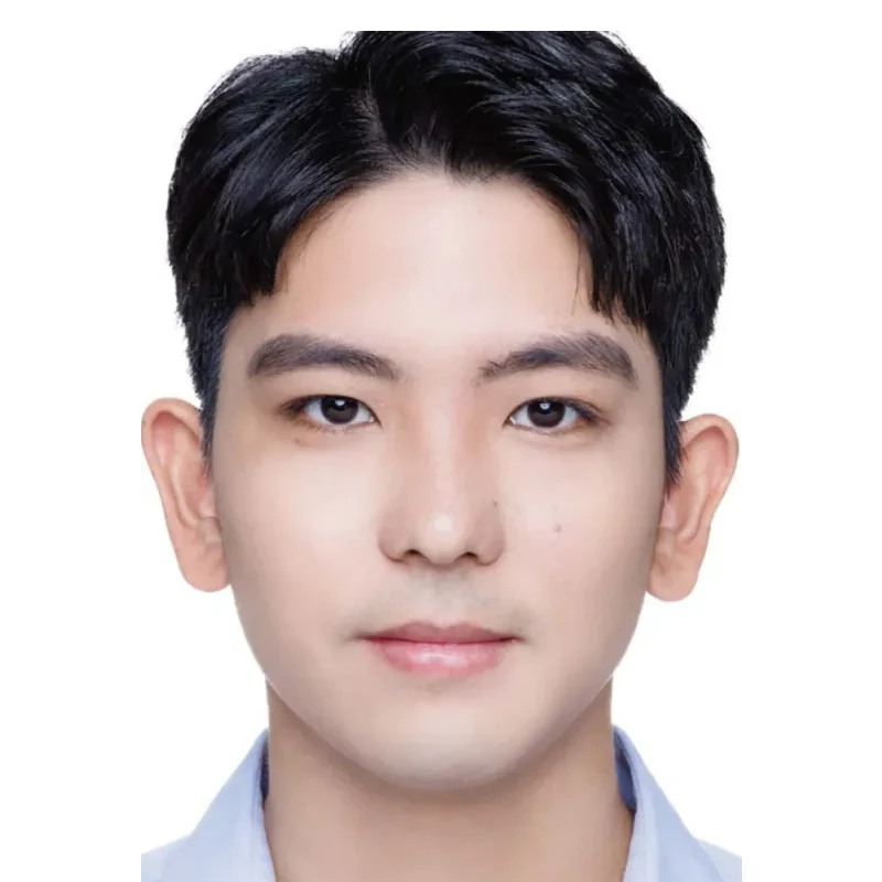 平 雄介的照片